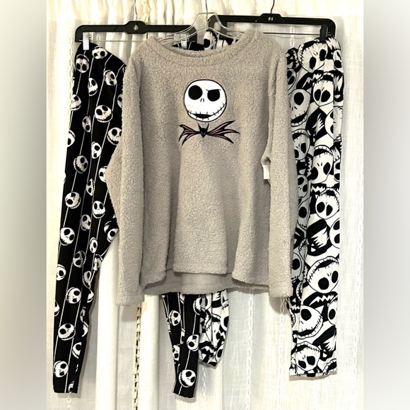 3 piece Disney’s, Nightmare Before Christmas pajamas. 1 top, 2 pair of bottoms. - Picture 2 of 16